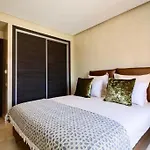 Gueliz Appartement F2 Avec Terrasse Et Piscine