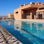 Gueliz Appartement F2 Avec Terrasse Et Piscine