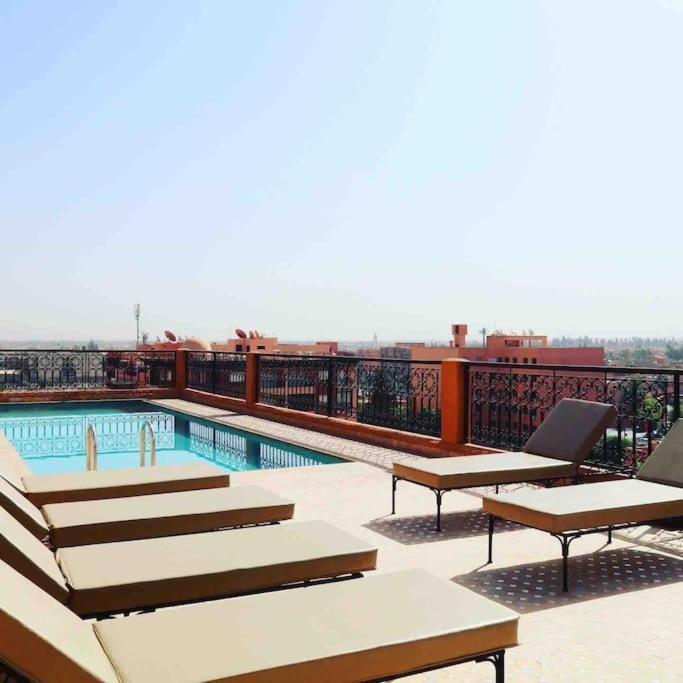 Gueliz F2 Avec Terrasse Et Piscine Appartement *